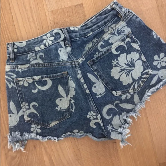 Playboy By PacSun Luau High Waisted Denim Festival Shorts - Picture 7 of 7